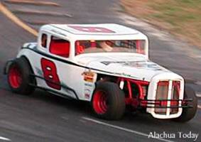 Auto Racing  Smyrna Florida on Like An  Us Vs  Them  Showdown This Weekend As The Classic Auto Racing
